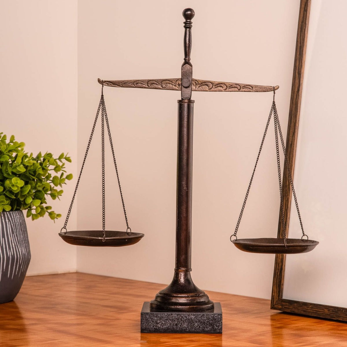 "Find Your Balance" Scale 16"