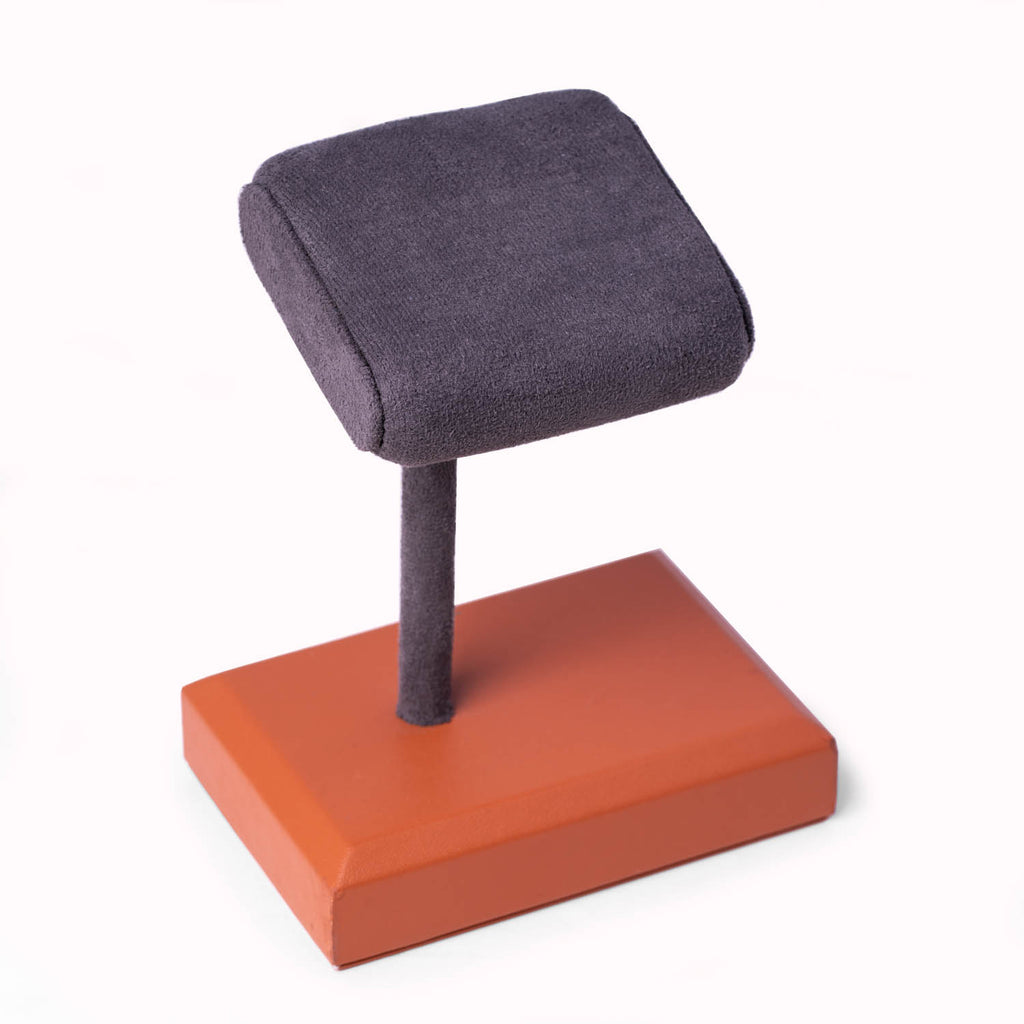 William Saddle Brown Single Watch Display Stand