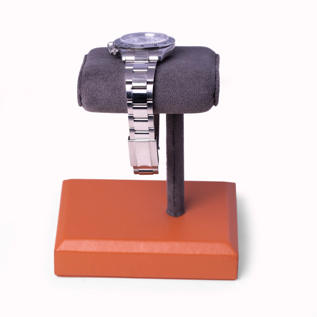 William Saddle Brown Single Watch Display Stand