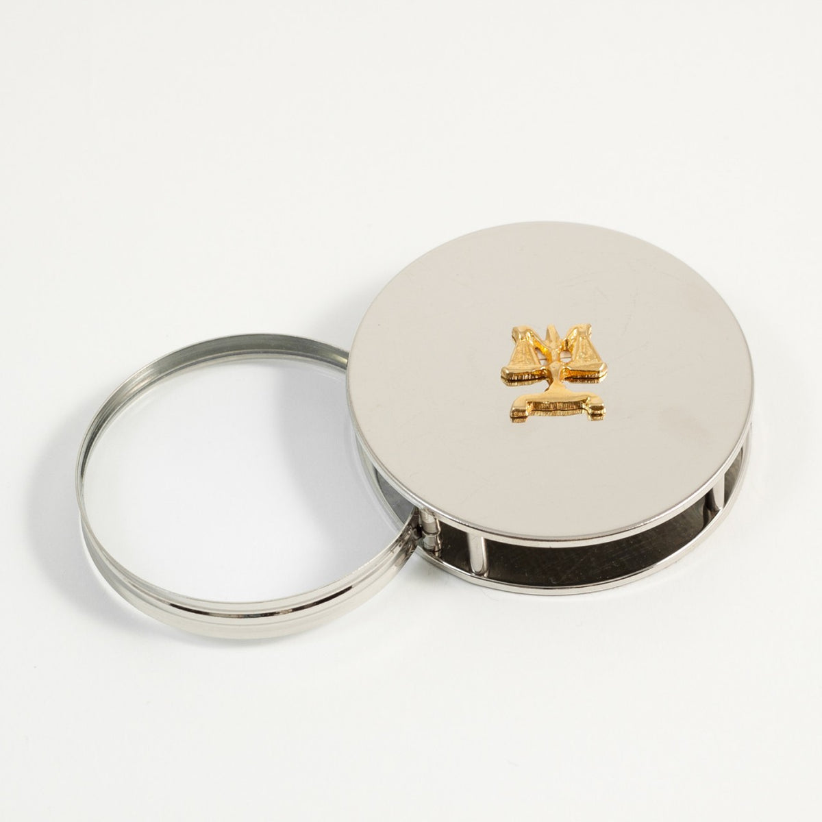 "Themis" Magnifier