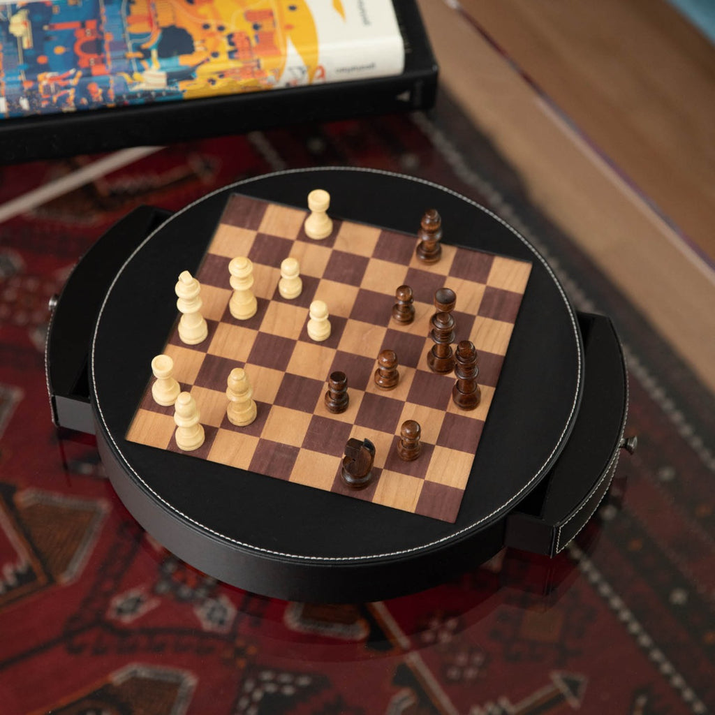 Isaac Chess Set