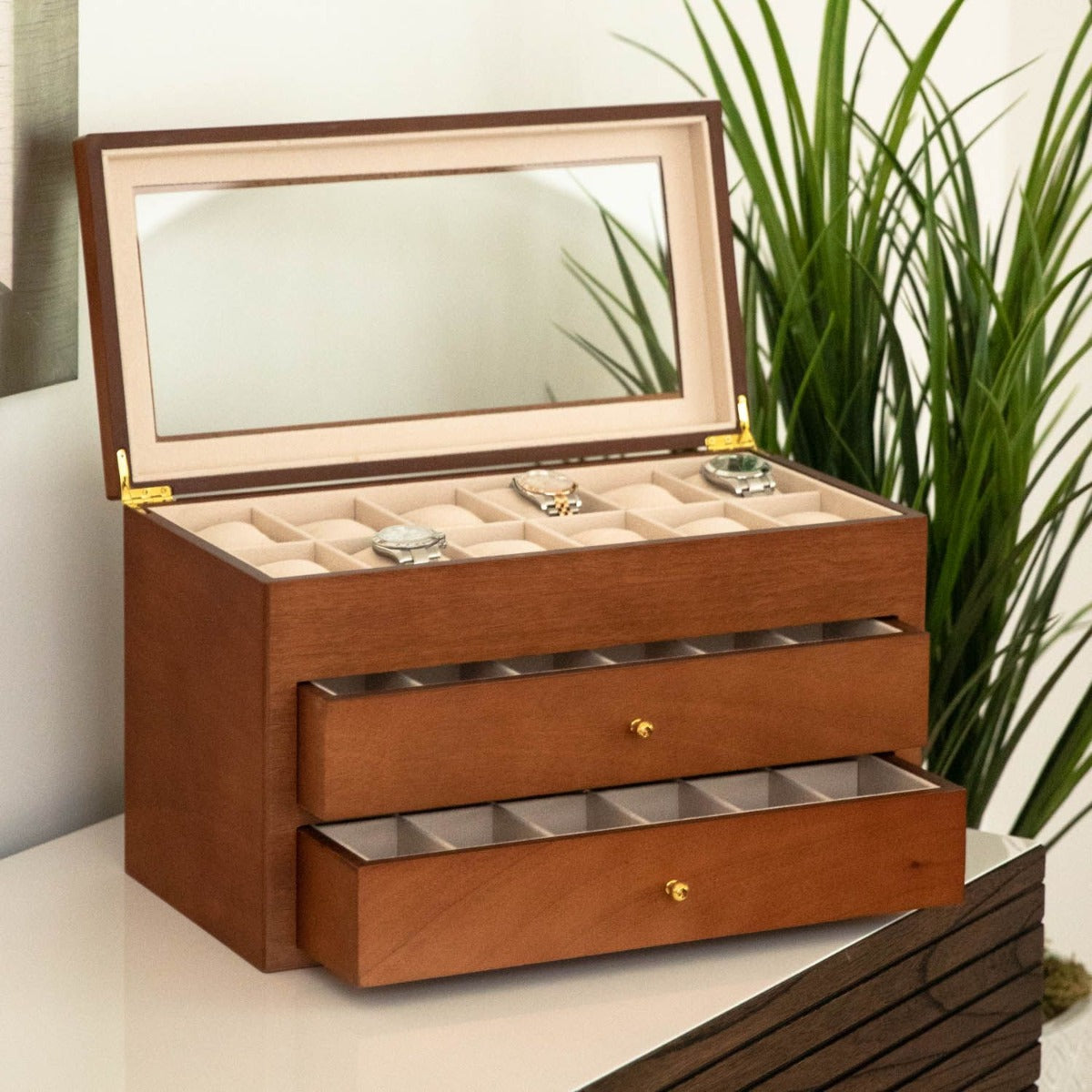 "Duke" Watch Box- Brown