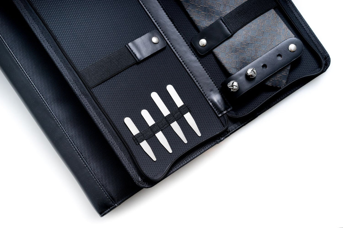 Hugo Travel Tie Case